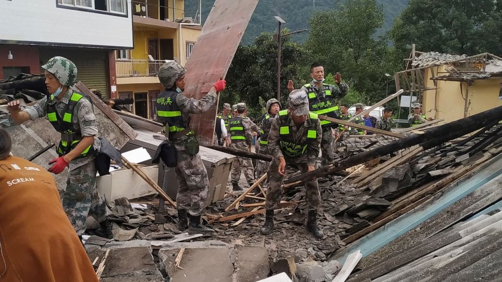  Bilanţul seismului din China a urcat la 74 de morţi. Alte 250 de persoane au fost rănite