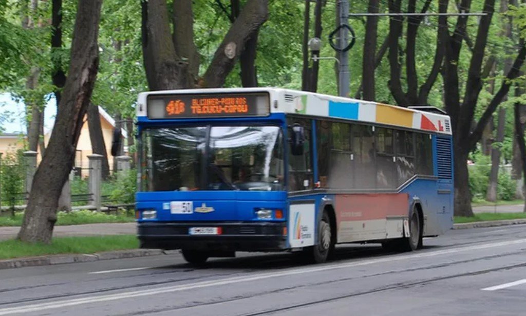  Primăria Iaşi cumpără autobuze second hand, Clujul le ia noi, din banii de la PNRR