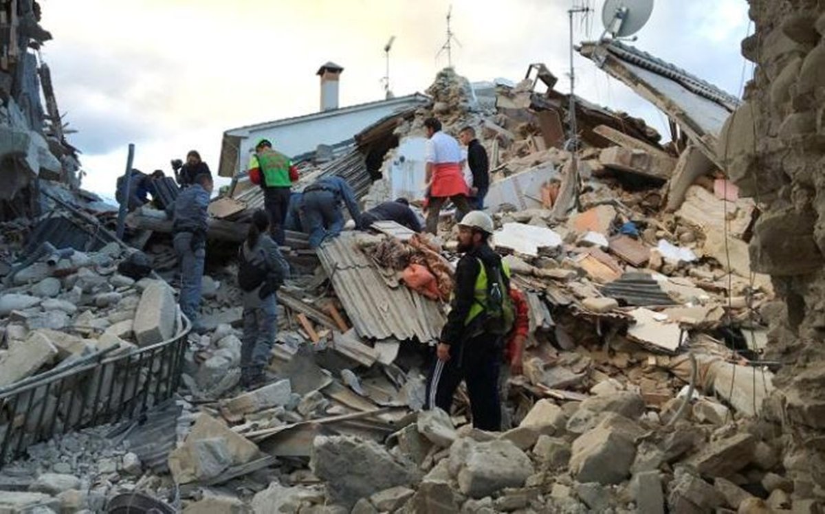  Cutremur puternic în Papua Noua Guinee: cinci morţi