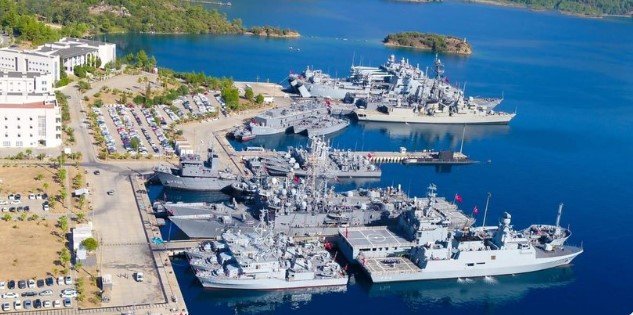  Zeci de nave de război NATO şi submarine încep exerciţii ce simulează un război contra Rusiei