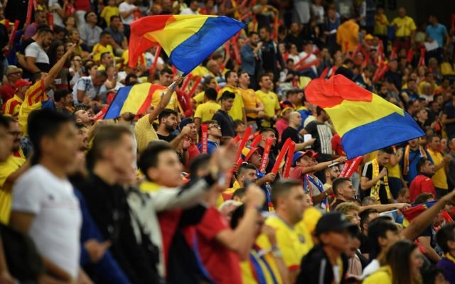  România întâlnește, diseară, Bosnia-Herţegovina. Meciul se joacă cu casa închisă