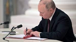  Ţarul Putin a semnat documentele anexării regiunilor ucrainene Zaporijjea, Herson, Doneţk şi Lugansk