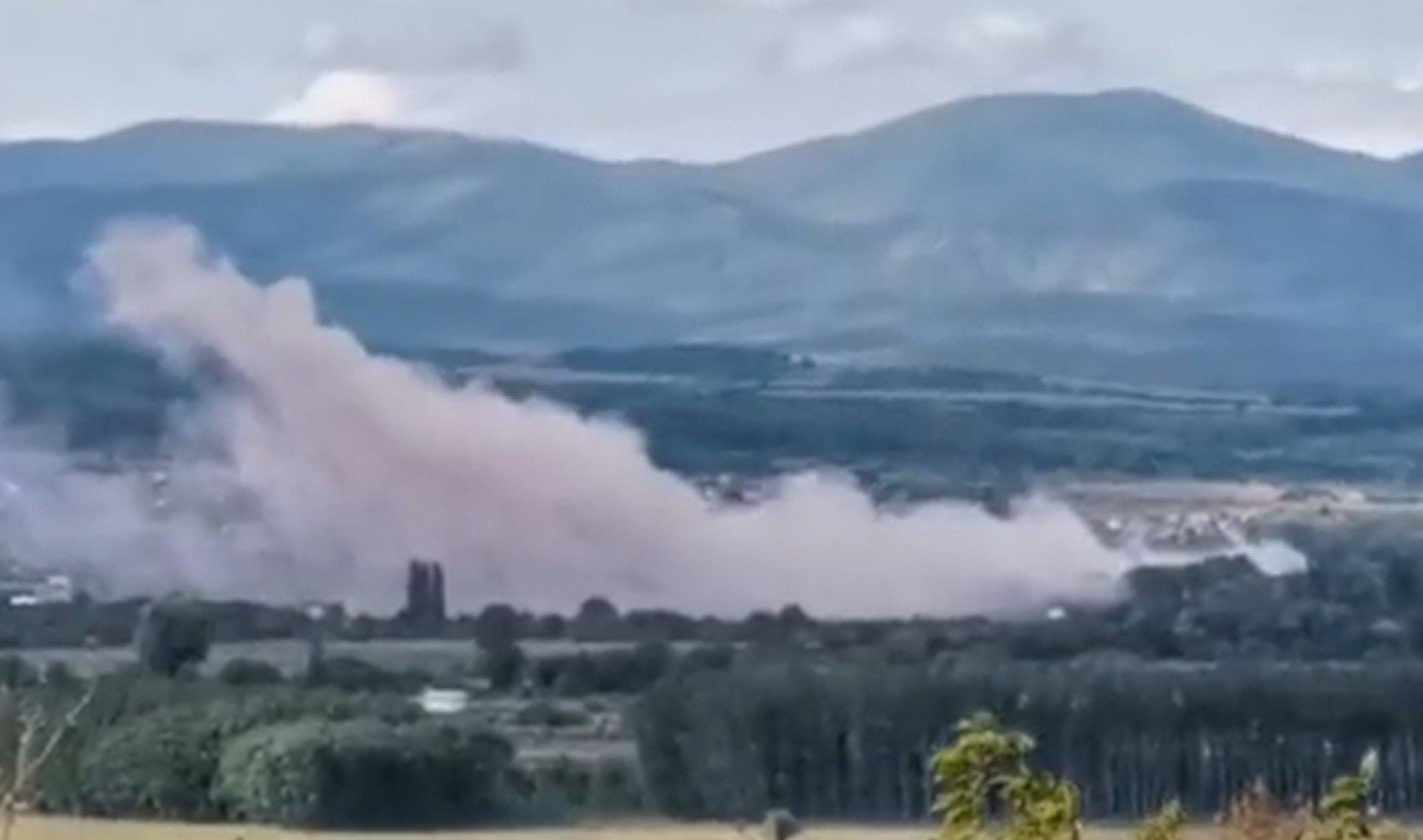  Explozie la o fabrică de armament din Bulgaria: un mort, o rănită şi două femei date dispărute