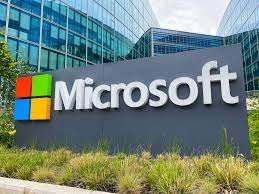  Afacerile gigantului Microsoft în România