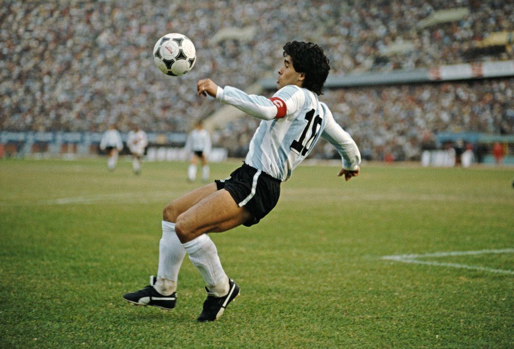  Tricoul lui Maradona de la finala Cupei Mondiale din 1986 a revenit în Argentina