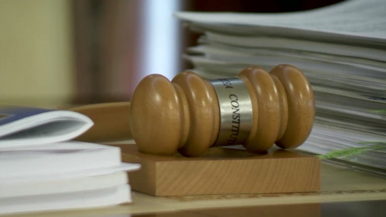  USR şi Forţa Dreptei atacă la Curtea Constituţională pachetul celor trei legi ale Justiţiei adoptate de Parlament