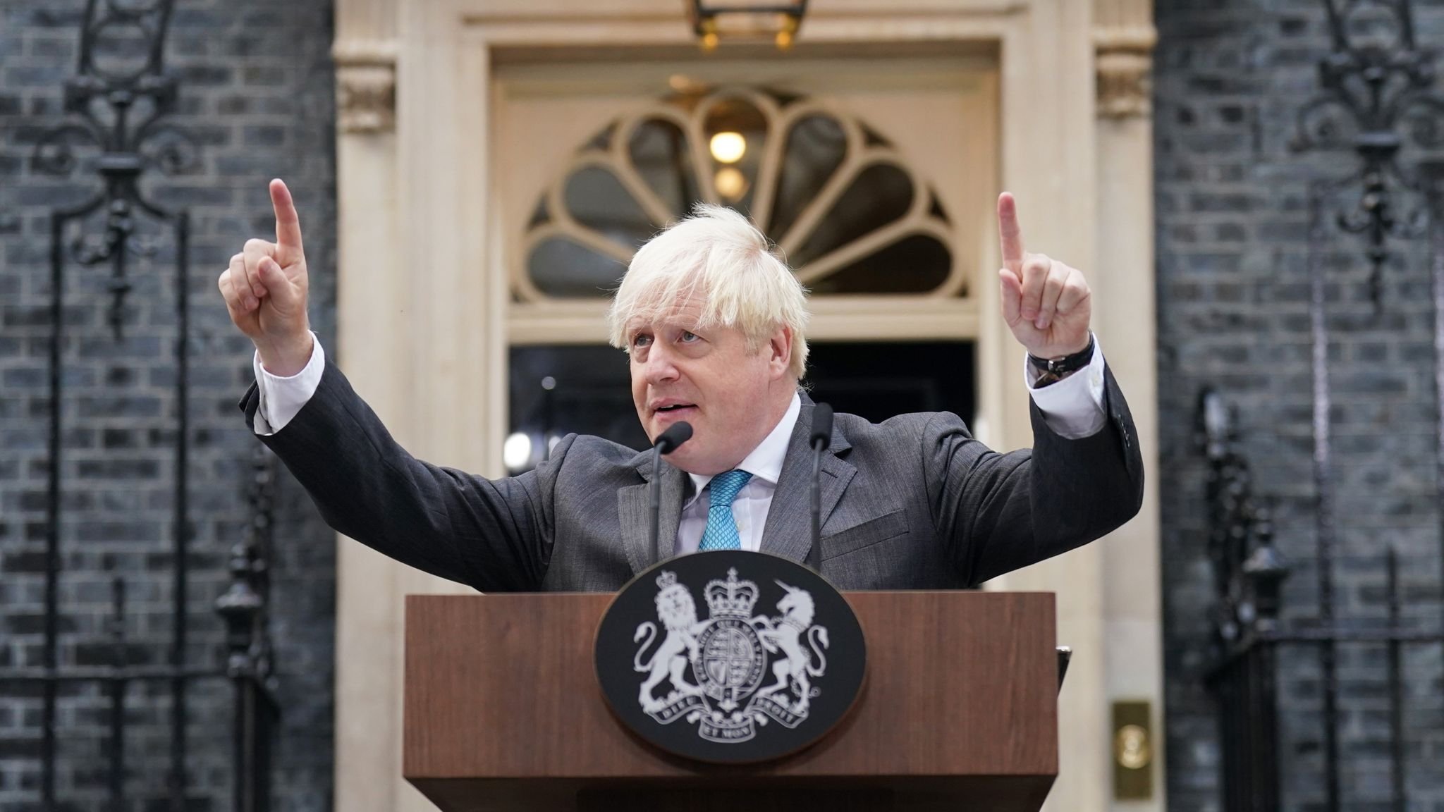  Boris Johnson ar vrea să candideze pentru a deveni următorul premier al Marii Britanii după demisia lui Liz Truss