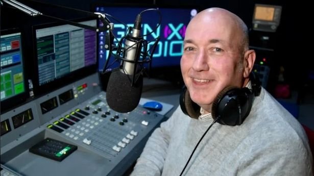  Un prezentator britanic de radio a murit în timpul emisiei