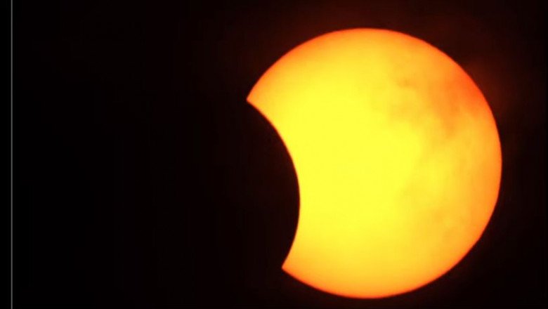  LIVE A început eclipsa de Soare în România. Aici poți urmări imagini cu fenomenul astronomic
