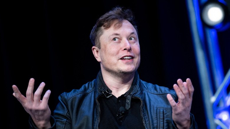  Libertatea: Elon Musk vine în România! A închiriat Castelul Bran pentru o petrecere cu miliardari și vedete de la Hollywood