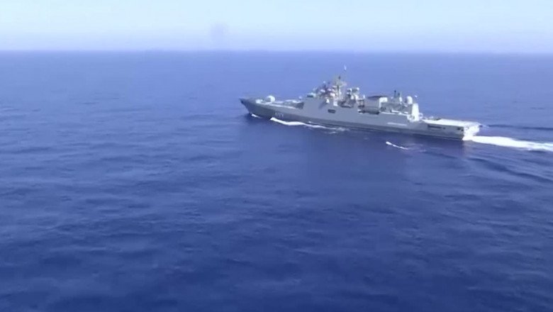  VIDEO Momentul în care dronele ucrainene ar fi lovit și avariat fregata Amiral Makarov, mândria Flotei Ruse de la Marea Neagră