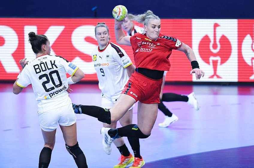  Naţionala de handbal feminin a României a fost învinsă de Germania în ultimul meci de la Campionatul European