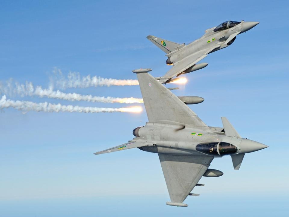  Patru aeronave Eurofighter Typhoon ale Forţelor Aeriene Italiene, la Mihail Kogălniceanu, urmând să execute misiuni de Poliţie Aeriană