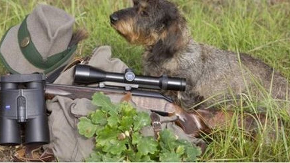  Bărbat împuşcat mortal de propriul câine, în timp ce se pregătea să meargă la vânătoare