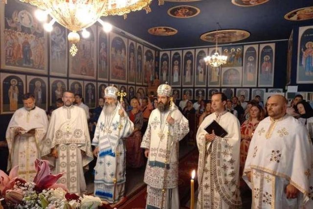  În toate bisericile din Moldova, preoţii se vor ruga astăzi pentru neamul românesc