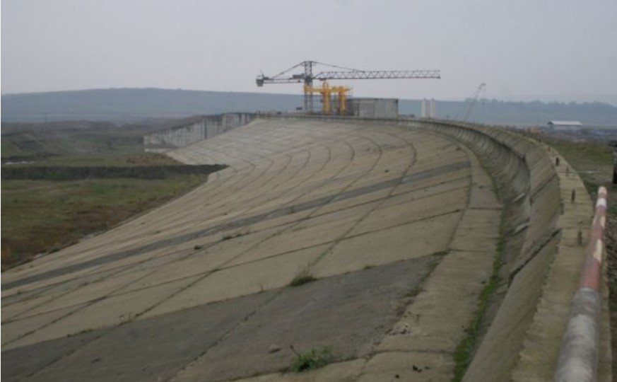  Barajul de la Pașcani intră în linie dreaptă. Ar putea fi una din puţinele investiţii din PNRR cu care să se aleagă Iaşul