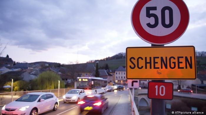  Austria a blocat admiterea României în Schengen. Olanda a votat împotriva Bulgariei