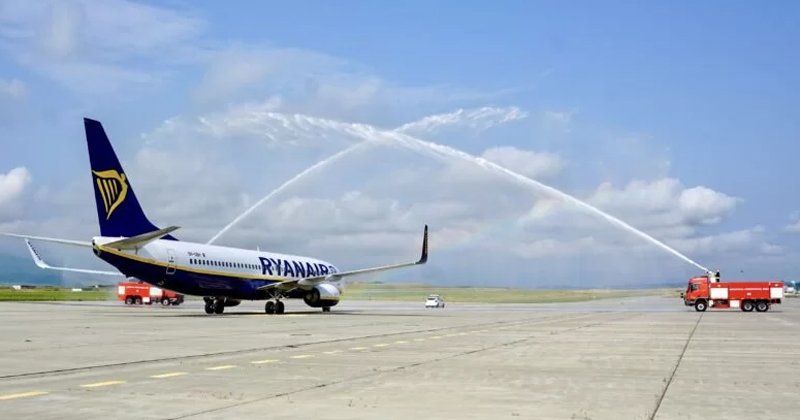  Ryanair va opera patru rute directe de la Iași, începând din primăvara anului viitor. Care sunt acestea