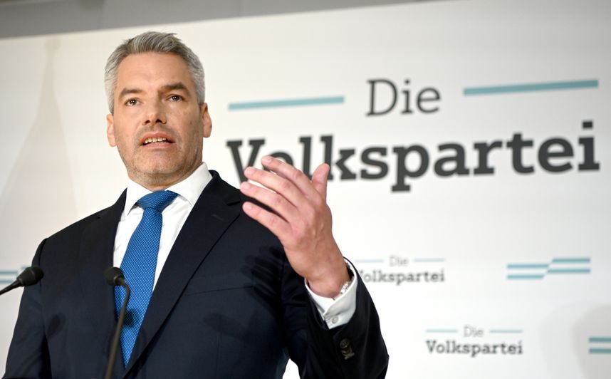  Presa austriacă: Coaliţia guvernamentală de la Viena este în criză din cauza veto-ului faţă de aderarea României la Schengen