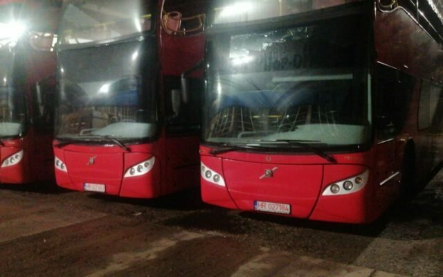  Bucureștiul a cumpărat autobuze supraetajate de la niște mineri din Harghita la un preț de 4 ori mai mare decât cel a pieței