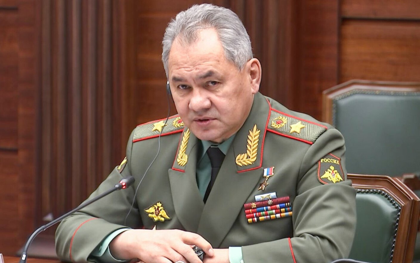  Serghei Şoigu, ministrul rus al Apărării, a inspectat frontul din Ucraina de la o distanţă de 80 de km