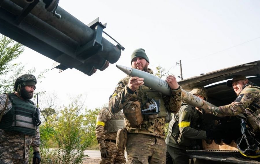  România, în top 4 țări care furnizează armament Ucrainei, susține șeful Statului Major al armatei ruse, Valeri Gherasimov. SUA, Marea Britanie, Polonia și România pe lista principalilor furnizori