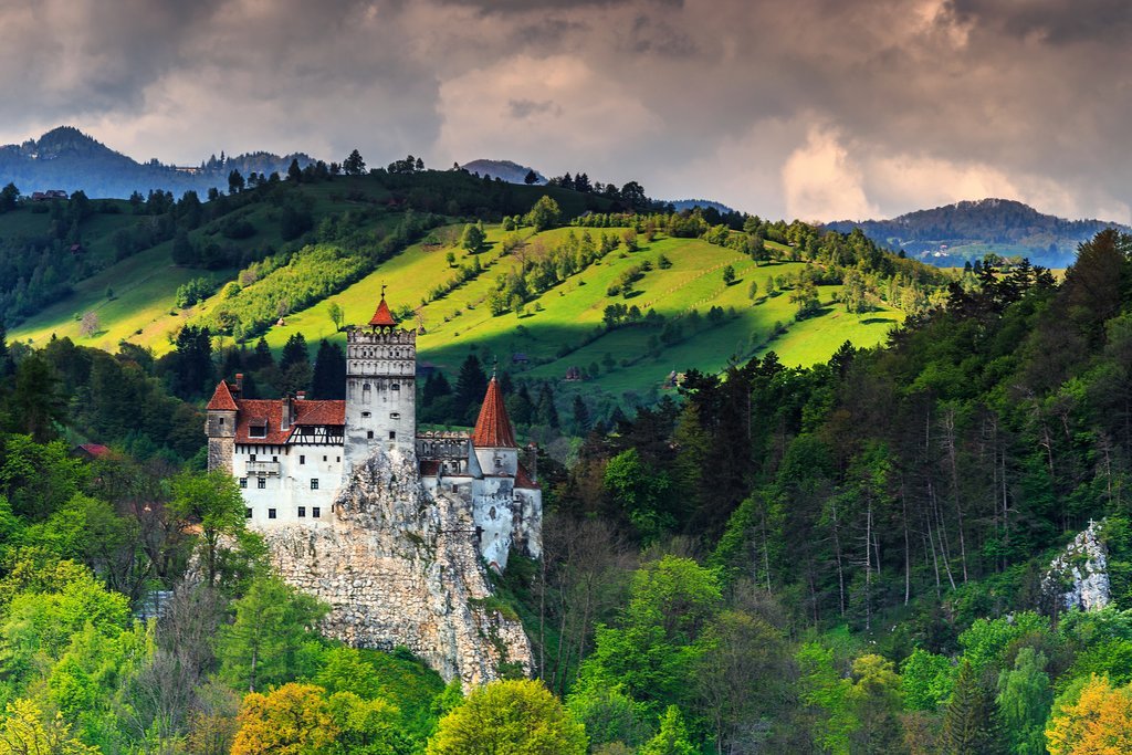  The Times recomandă Transilvania și Castelul Bran pe lista destinațiilor de Crăciun pentru 2023. Pe listă, și Alpii Austrieci sau lacurile din Canada