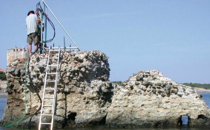  Cercetătorii cred că au descoperit secretul longevităţii betonului roman