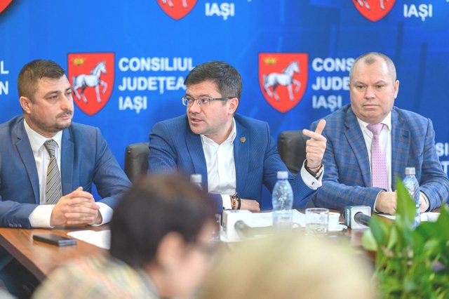  Costel Alexe anunță realizarea a 3 pasaje în Podu Iloaiei și Lețcani (P)