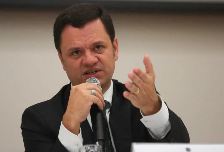  Anderson Torres, fostul ministru al justiţiei din Brazilia, arestat pe aeroport în cadrul anchetei privind violenţele din 8 ianuarie