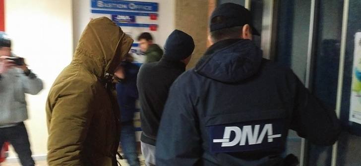  23 de  lucrători vamali şi poliţişti de frontieră anchetați de DNA pentru că luau șpagă