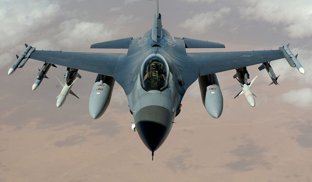  „Lista de dorinţe” a Ucrainei include avioane de luptă occidentale, afirmă ministrul apărării