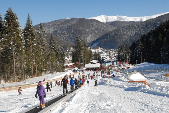  S-a deschis sezonul de schi la Bușteni. Sinaia este închisă