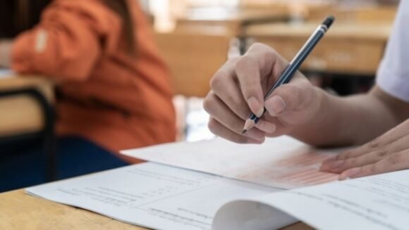  Rezultate dezastruoase la simularea examenelor naţionale: nu au promovat nici 40% dintre elevi