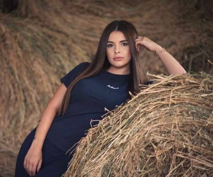  FOTO O tânără din Iași, multimilionară după ce și-a făcut apariția pe Onlyfans