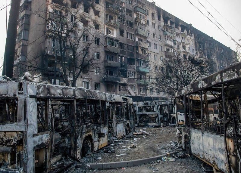  Forţele Kievului par să atace la Mariupol, deşi nu este clar cum