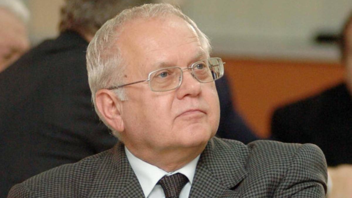  A murit Victor Babiuc. Fostul ministru al Apărării avea 84 de ani
