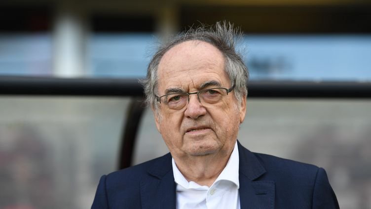  Noel Le Graet, în funcţie din 2011, a demisionat din funcţia de preşedinte al Federaţiei Franceze de Fotbal