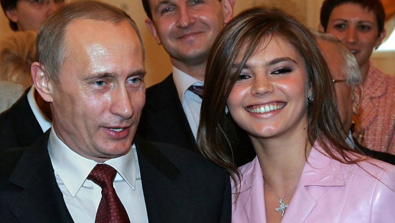  Putin i-ar fi cumpărat Alinei Kabaeva, amanta sa, cel mai mare apartament din Rusia