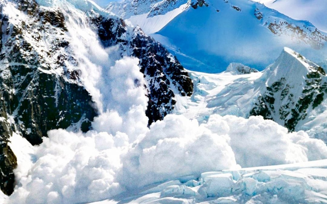  RISC major de avalanșă în munții Rodnei, Ceahlău și în alte masive: Cele mai periculoase zone până vineri seară
