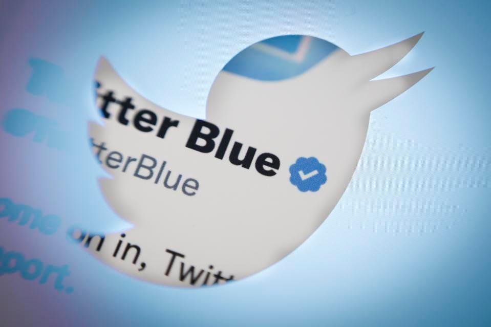  Twitter Blue, disponibil în România