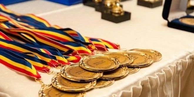  123 de medalii la Olimpiada de informatică, disciplină la care nu avem Facultate în Top 500 mondial