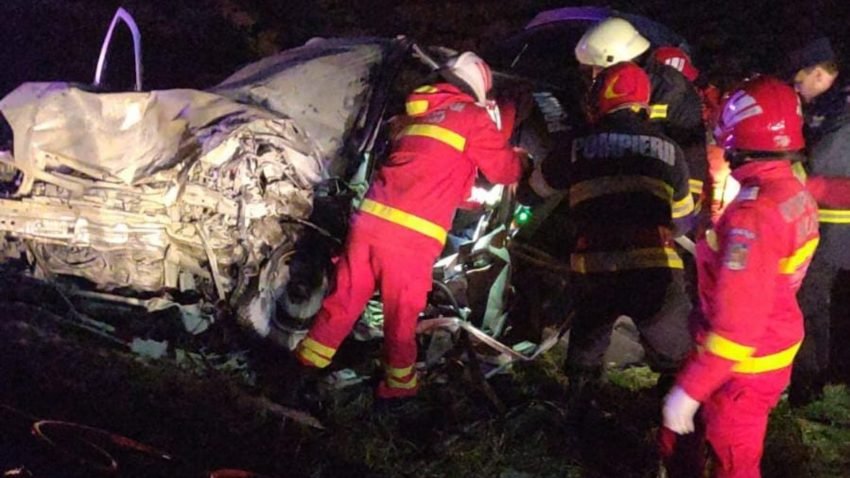  Patru morți și trei răniți grav, în Olt, după un accident produs de un șofer care făcea slalom printre mașini