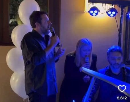  Meloni a cântat la karaoke cu Salvini după dezastrul din Calabria, cu 74 de morţi – VIDEO