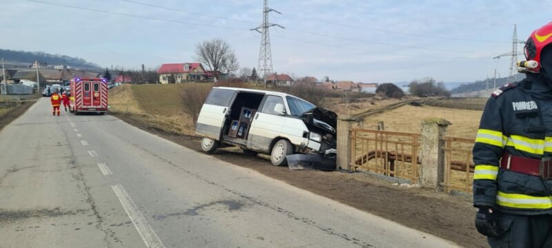  Trei victime după ce o autoutilitară a intrat într-un cap de pod, în Mihai Kogălniceanu (UPDATE)