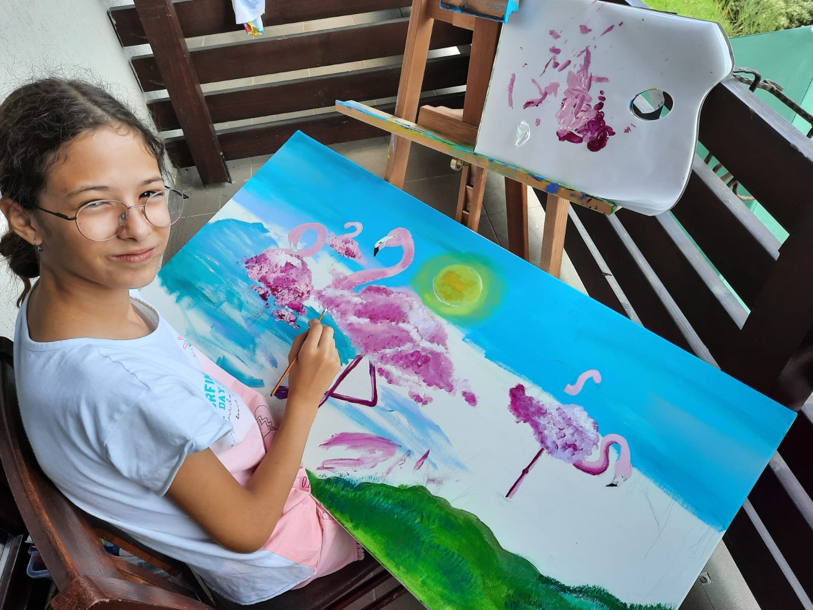  O elevă de 14 ani din Iași a câștigat locul I în lume la Concursul „Afiş pentru pace”