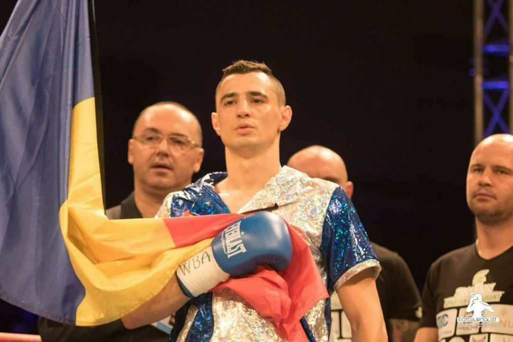  Un boxer român va lupta pentru titlul mondial. Partida a fost programată în România