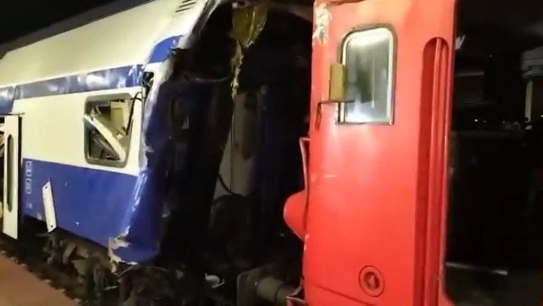  VIDEO Accident feroviar grav în gara din Galați! O locomotivă a izbit puternic vagonul unui tren de călători. Patru victime, una în stop cardiorespirator