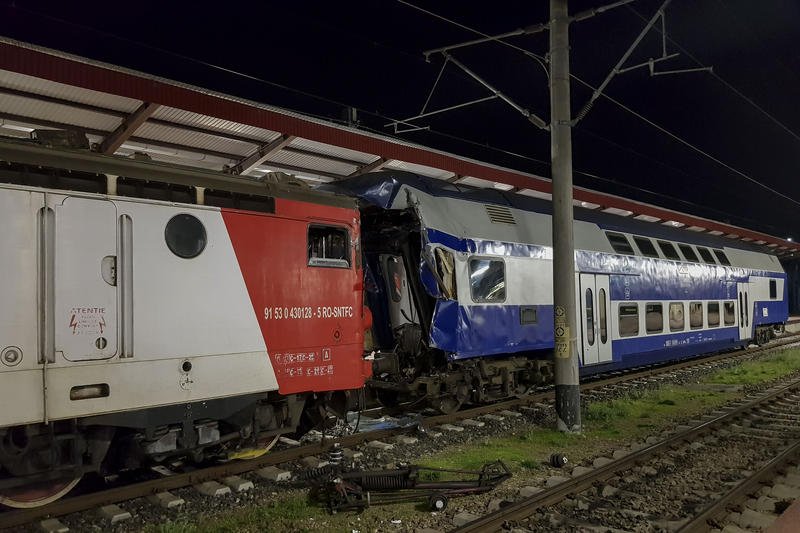  Cum a murit femeia conductor în cumplitul accident feroviar din Gara Galați (VIDEO)