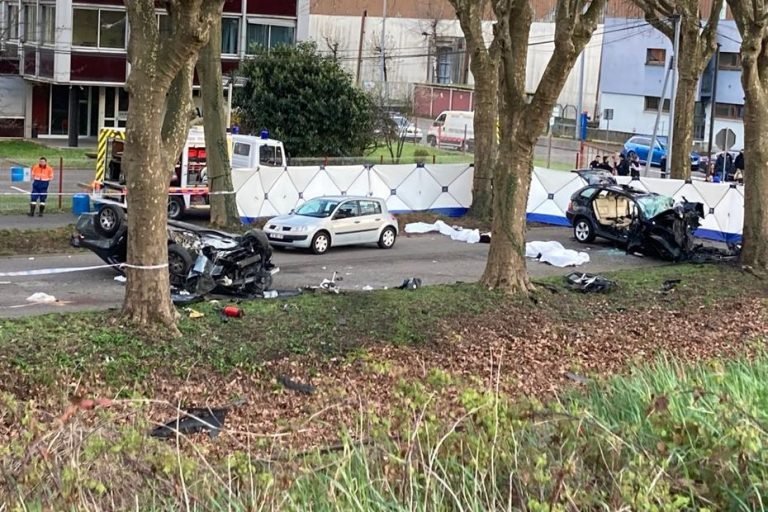  Trei români au murit și alți șase sunt răniți grav, după o urmărire pe străzile din Strasbourg. Impactul a fost transmis pe Facebook